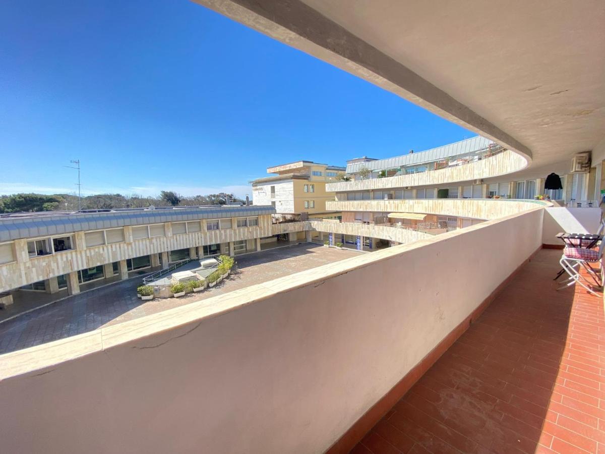 Imperiale Apartment Tirrenia Exterior photo