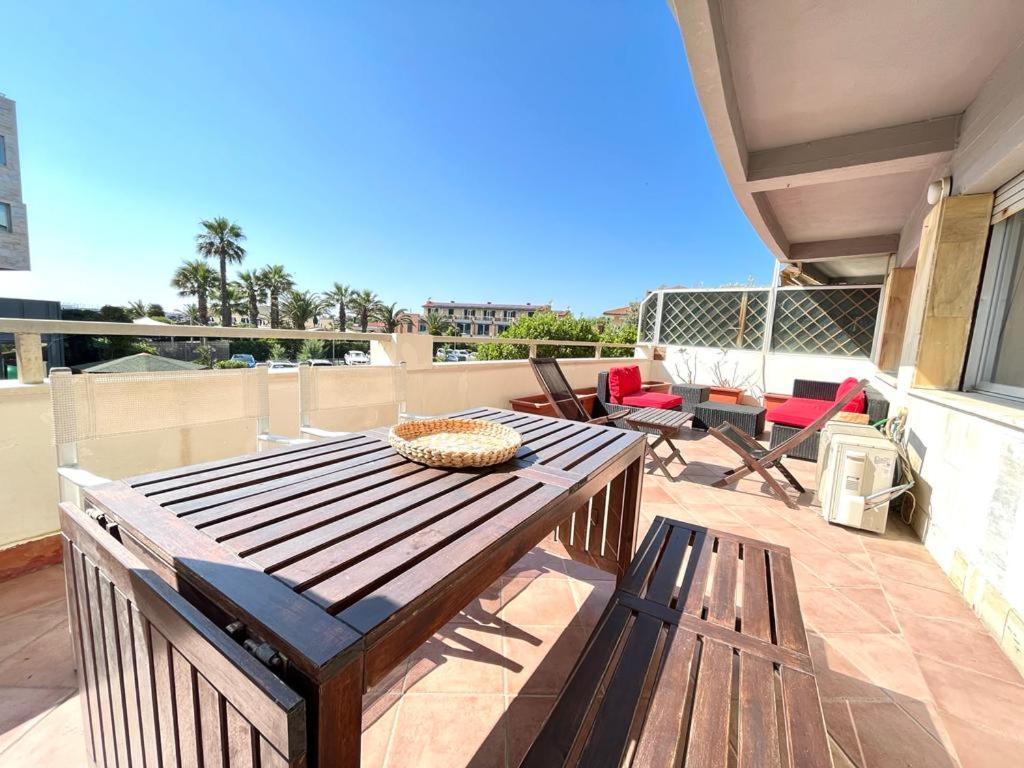 Imperiale Apartment Tirrenia Exterior photo